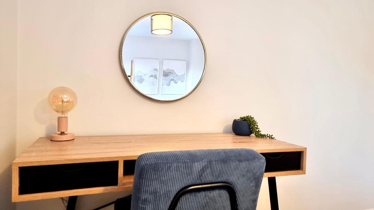 Quay House By Switchback Stays With Free Parking Кардиф Екстериор снимка
